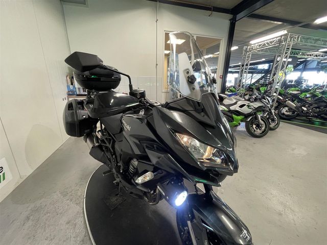 kawasaki - versys-1000-grand-tourer