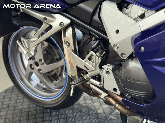 honda - vfr-800-fi-vtec