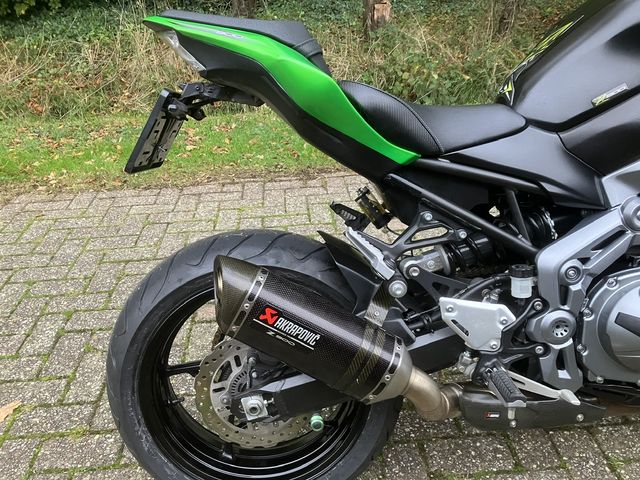 kawasaki - z900