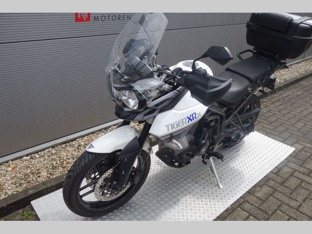 triumph - tiger-800-xrx