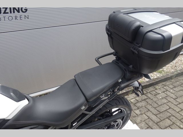 triumph - tiger-800-xrx