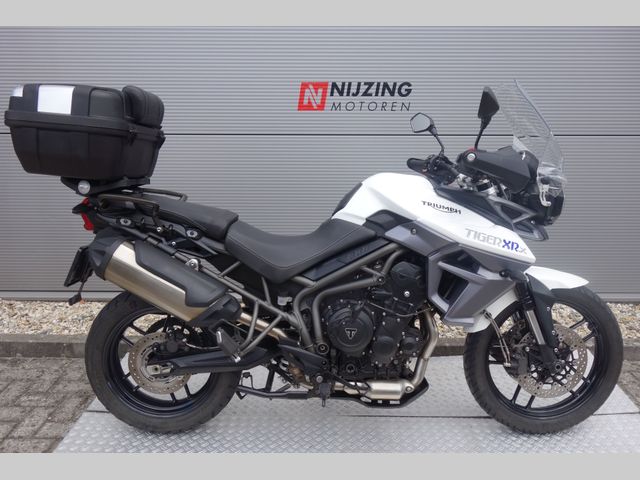 triumph - tiger-800-xrx