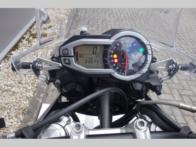 triumph - tiger-800-xrx
