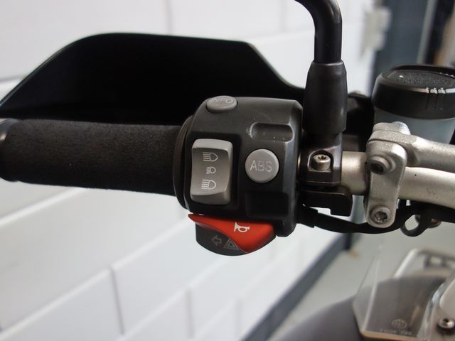 bmw - r-1200-gs-adventure