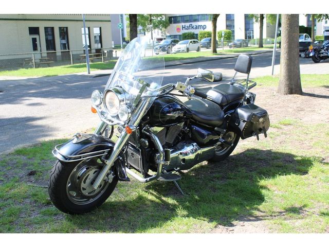 suzuki - vl-1500-intruder