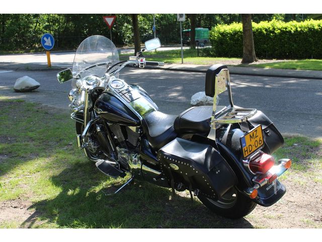 suzuki - vl-1500-intruder