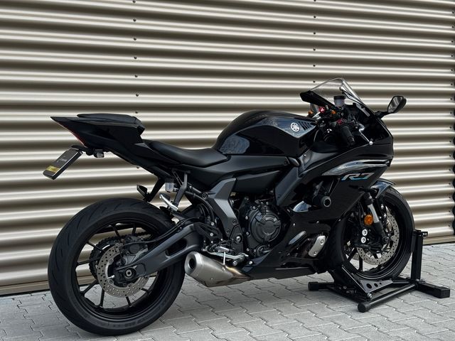 yamaha - r7