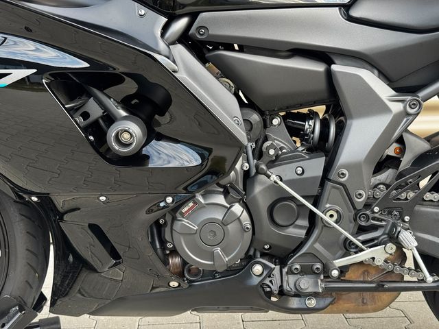 yamaha - r7