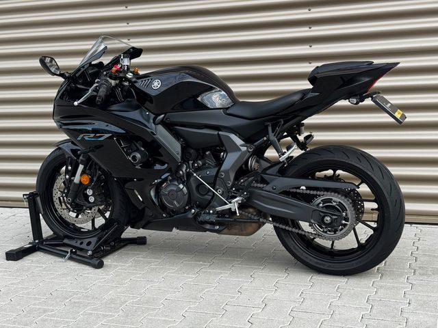 yamaha - r7