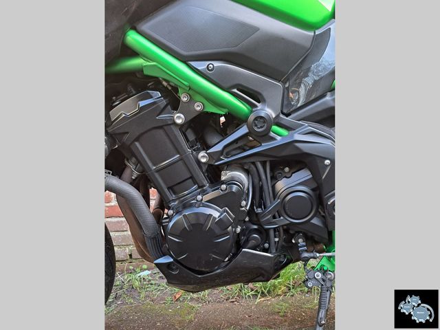 kawasaki - z900