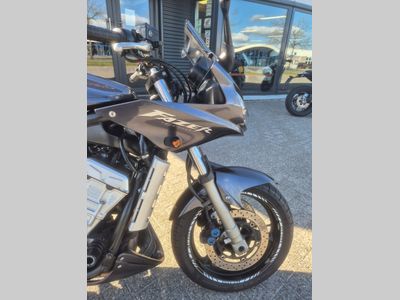 YAMAHA FZS 1000  FAZER – foto 2
