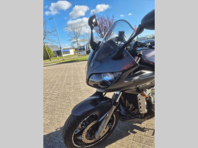 yamaha - fzs-1000--fazer