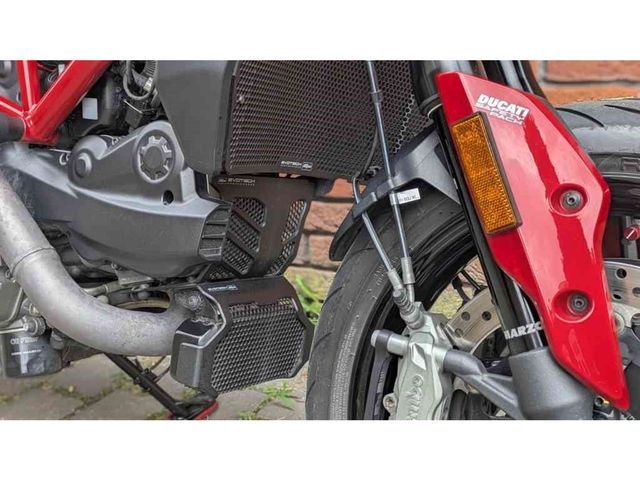 ducati - hypermotard-950