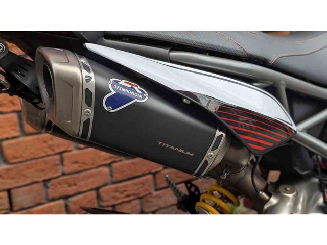 ducati - hypermotard-950