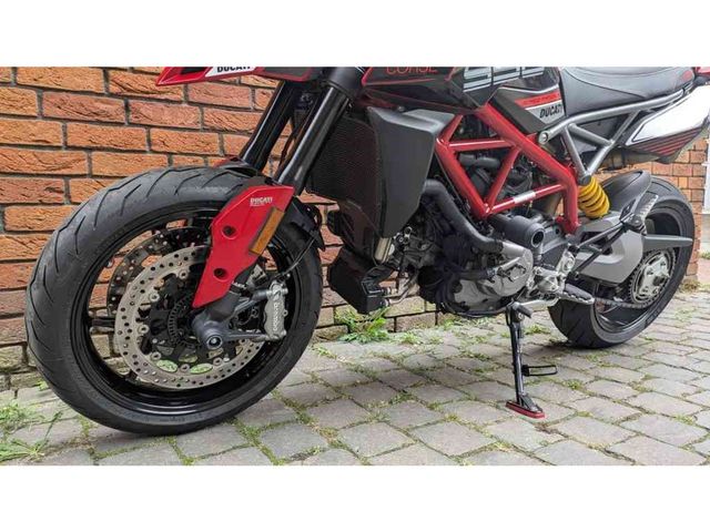 ducati - hypermotard-950