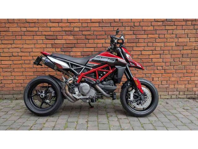 ducati - hypermotard-950