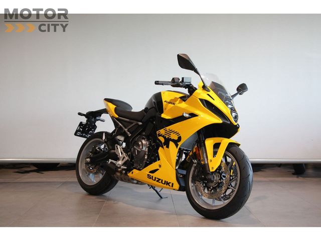 suzuki - gsx-8r
