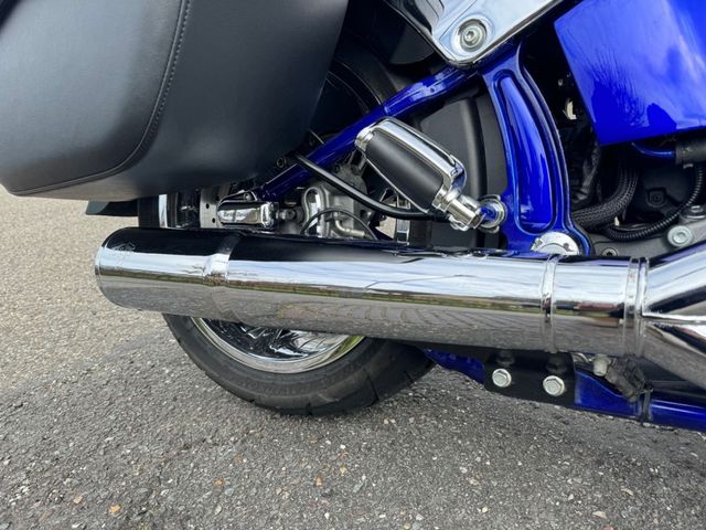 harley-davidson - convertible-softail-cvo
