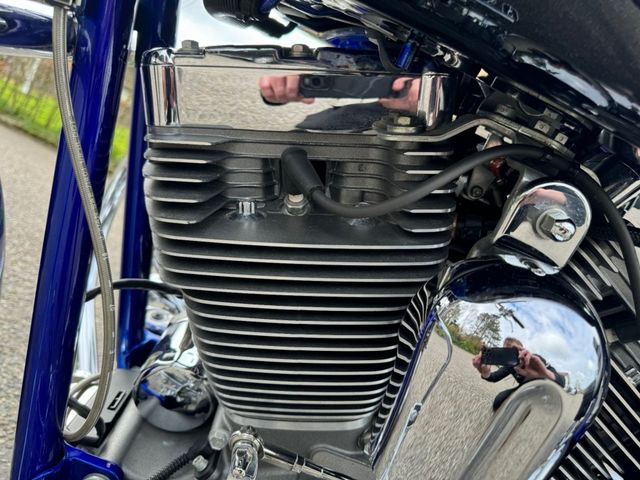 harley-davidson - convertible-softail-cvo