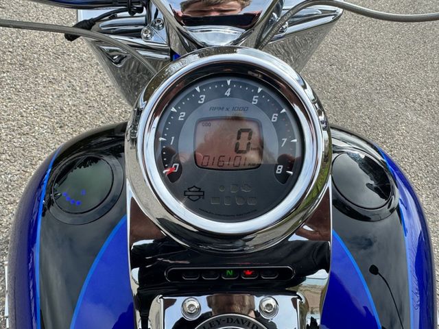 harley-davidson - convertible-softail-cvo