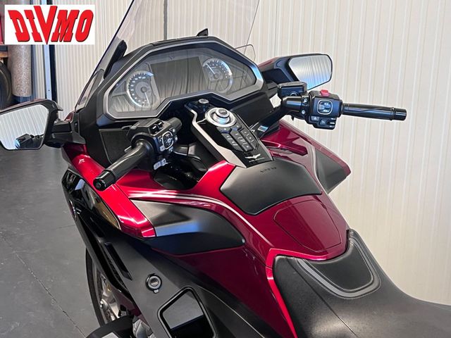 honda - gl-1800-goldwing-tour-dct
