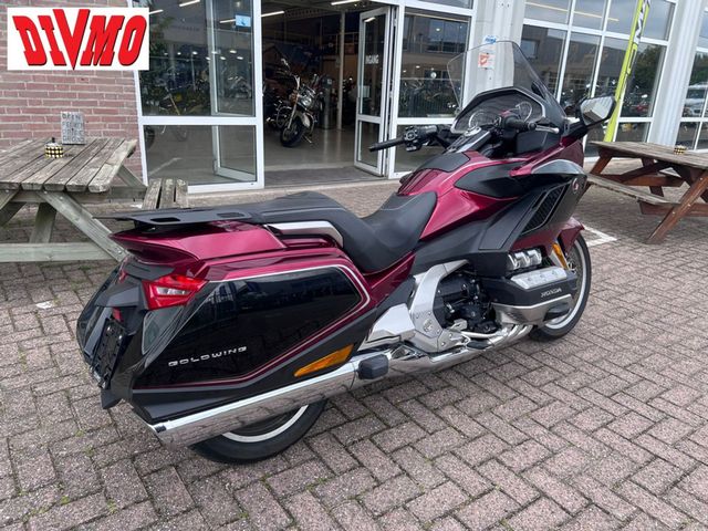 honda - gl-1800-goldwing-bagger-dct