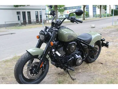 INDIAN MOTORCYCLE CHIEF BOBBER DARK HORSE – foto 3
