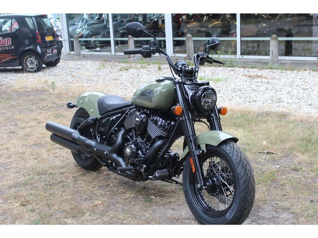 indian - chief-bobber-dark-horse