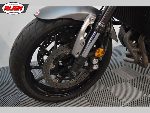 yamaha - xsr-900-abs