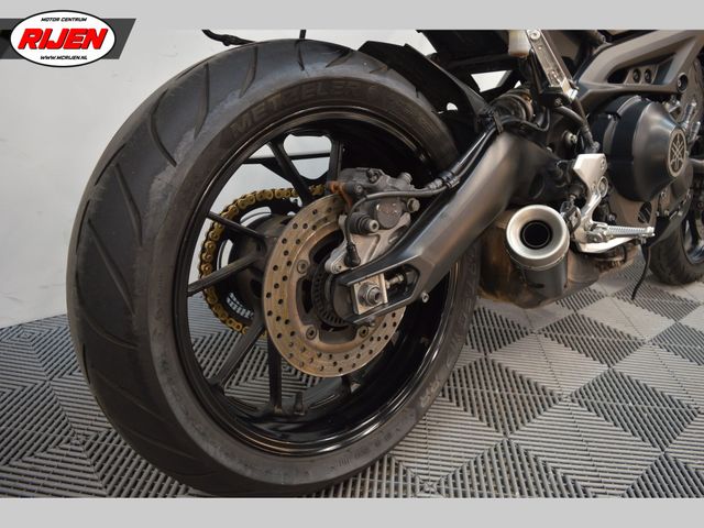 yamaha - xsr-900-abs