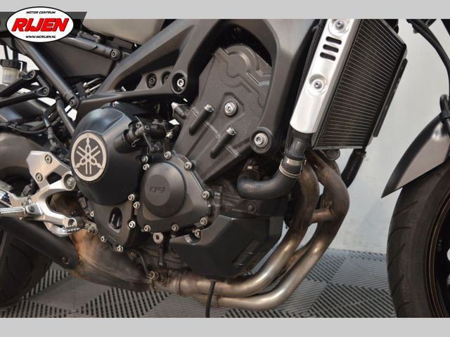 yamaha - xsr-900-abs
