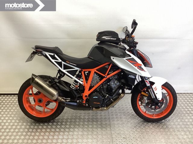 ktm - 1290-super-duke-r