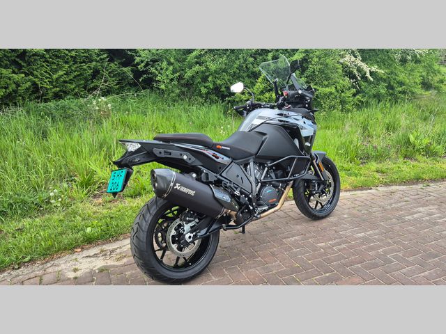 ktm - 1290-super-adventure-s