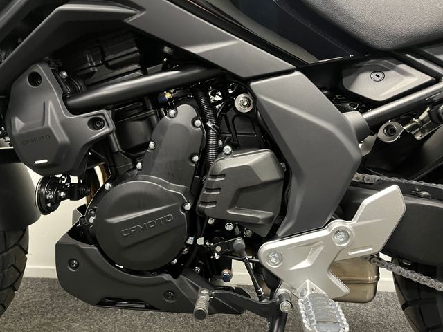 cfmoto - 700-mt-adventure-gt