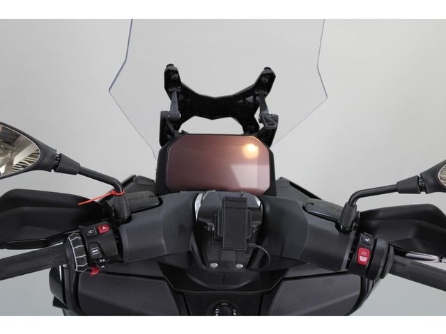 bmw - c-400-gt