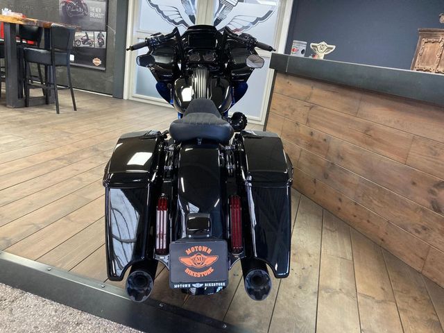 harley-davidson - road-glide-cvo-fltrxse