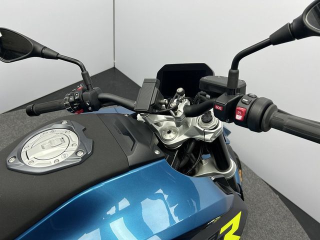 bmw - r-1300-r