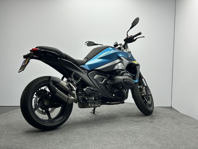 bmw - r-1300-r