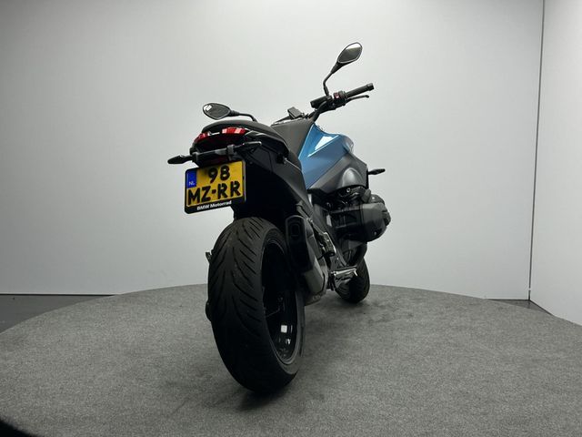 bmw - r-1300-r