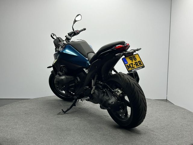 bmw - r-1300-r