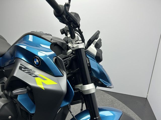 bmw - r-1300-r
