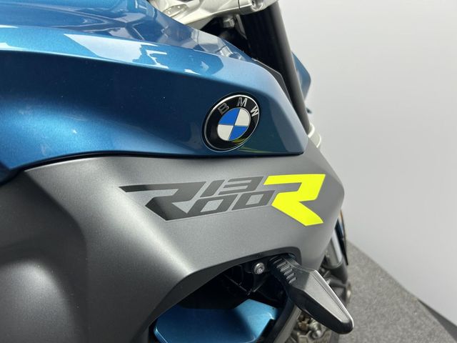 bmw - r-1300-r