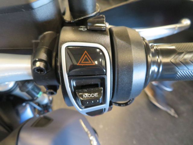 moto-guzzi - v-85-tt