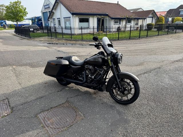 harley-davidson - roadking-114