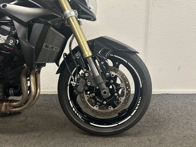 suzuki - gsr-750