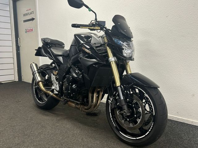 suzuki - gsr-750