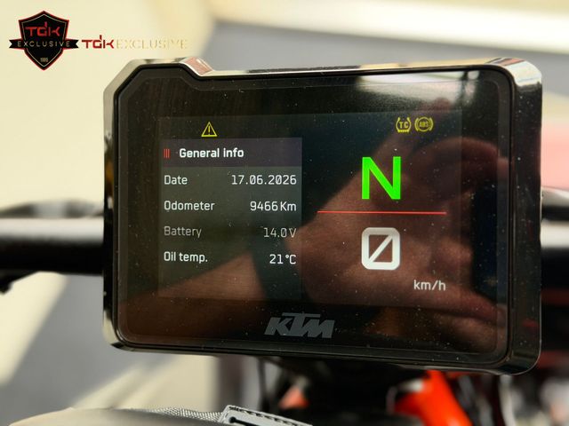 ktm - 1290-super-duke-r