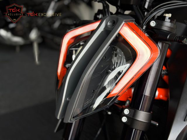 ktm - 1290-super-duke-r