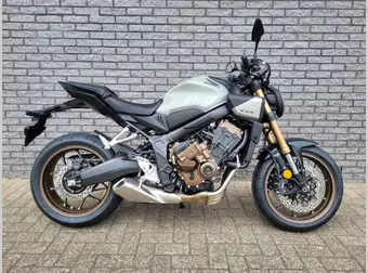 Honda CB 650 R ECT 2025 nieuw