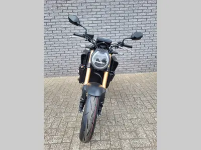 HONDA CB 650 R E-CLUTCH – foto 2